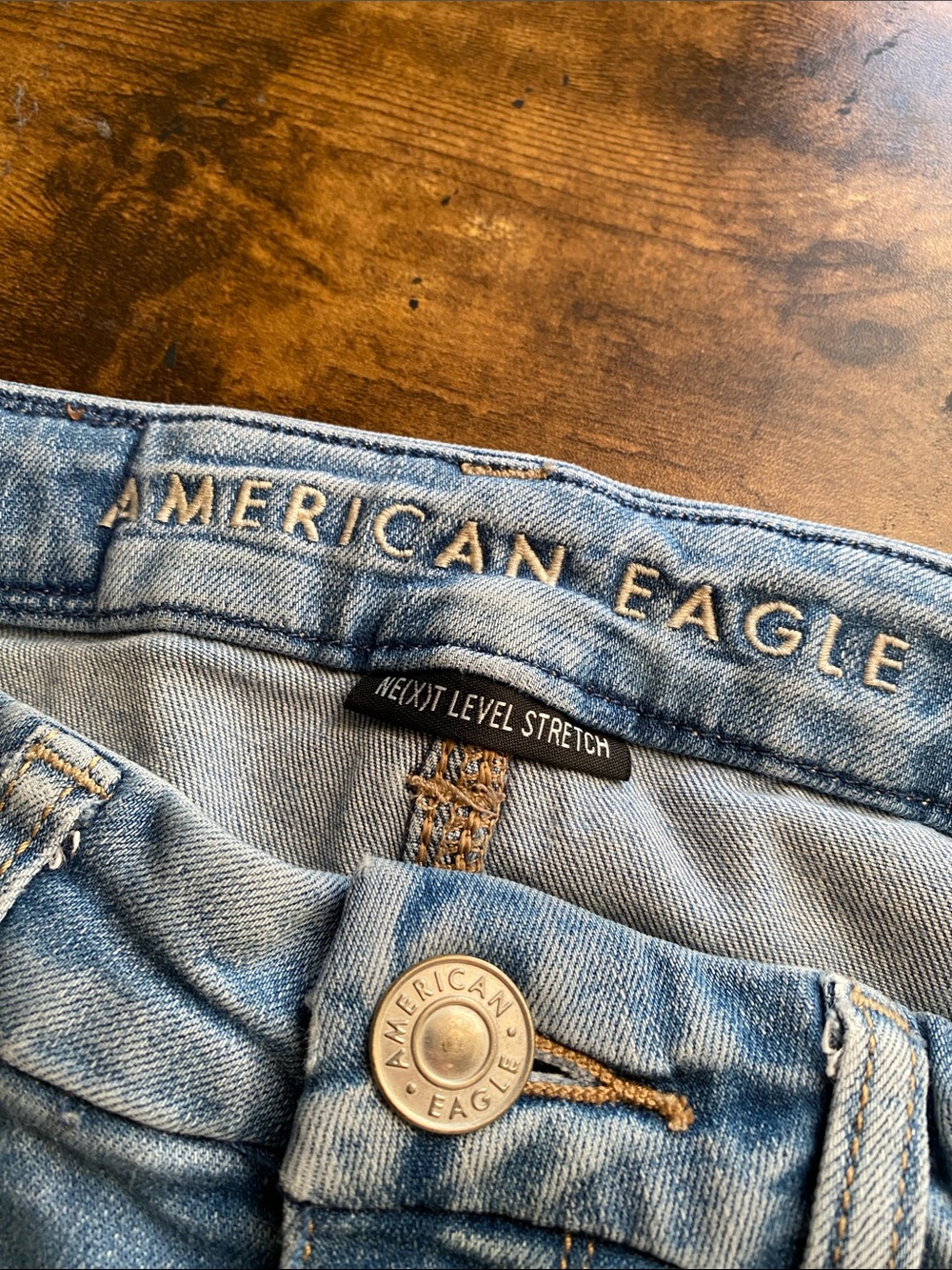 AMERICAN EAGLE Curvy High Rise DISTRESSED jeggings size women’s 000 short - Picture 8 of 10